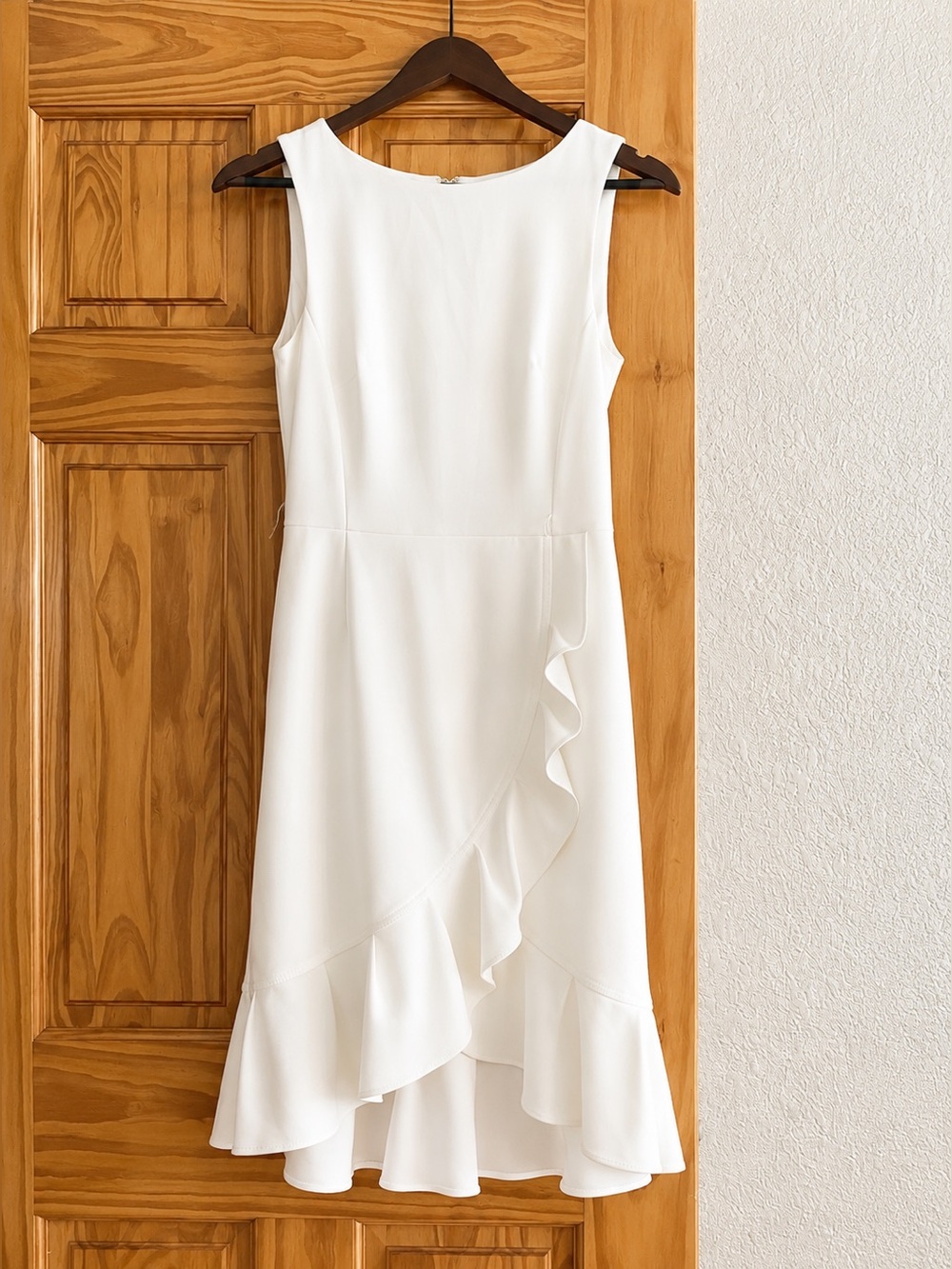 Calvin Klein White Sleeveless Ruffle Midi Dress